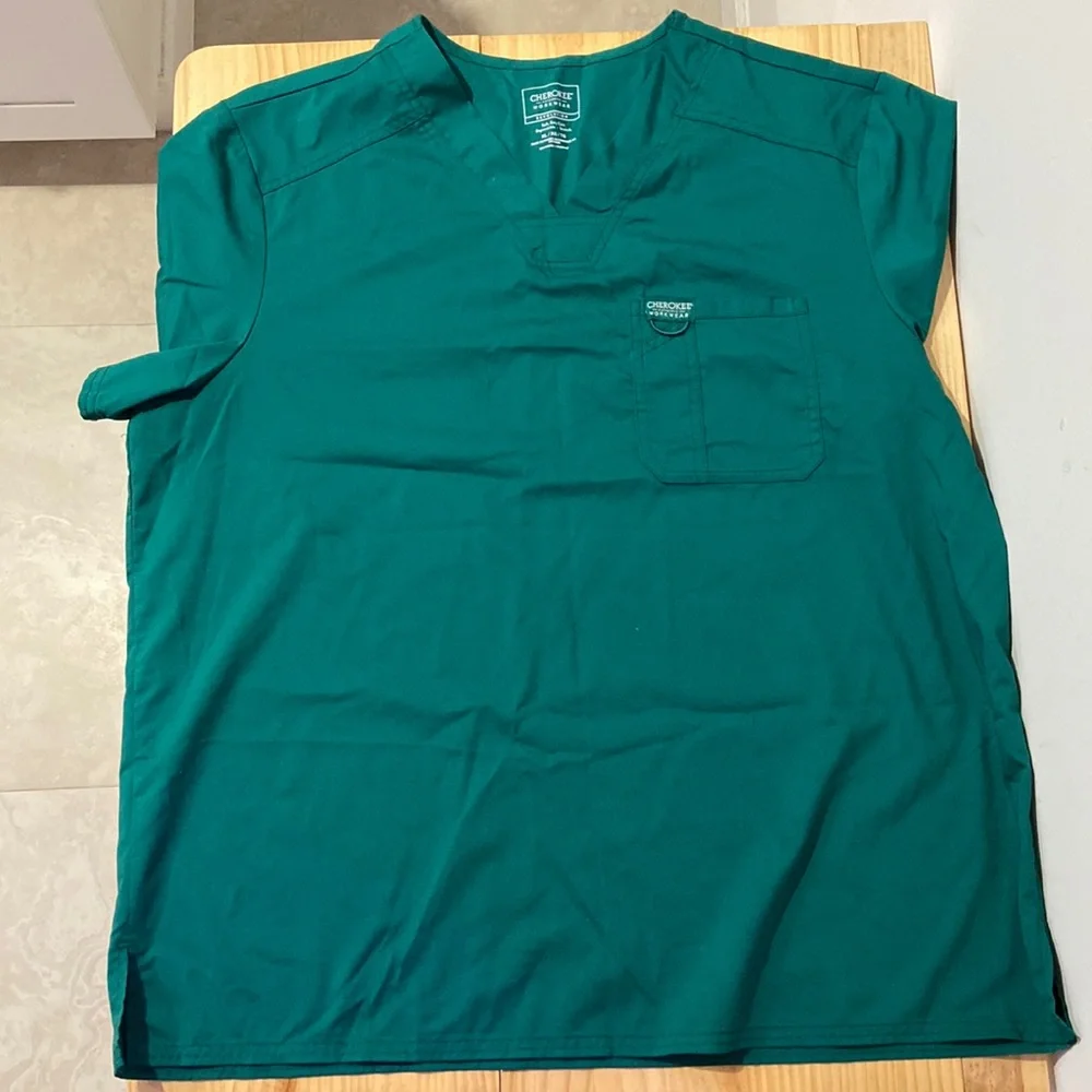 Men’s Scrub Set - Picture 1 of 3